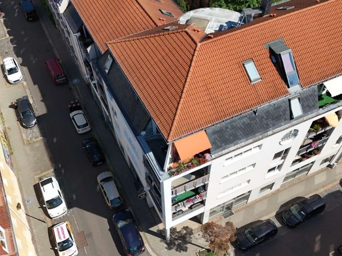 استثمار طويل الأجل في موقع متميز: شقة تمليك مؤجرة في غرب لايبزيغ – الصورة 1