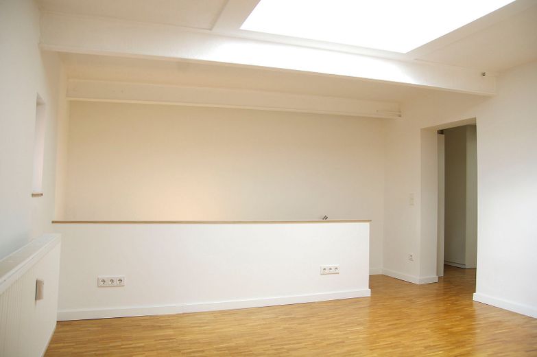 DG Maisonette-Townhouse mit Atelier – Wohnen und Arbeiten unter einem Dach – DG Wohnzimmer a
