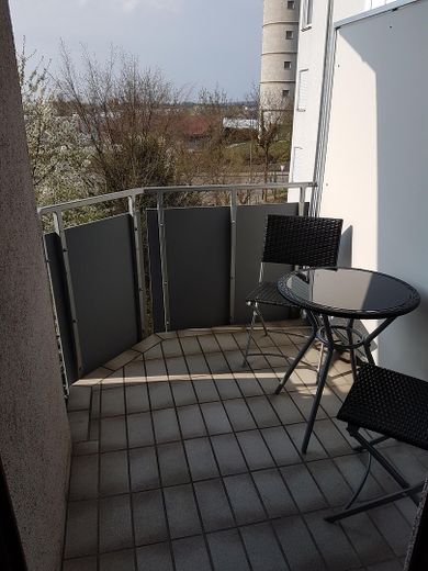 Kapitalanlage - 2 ZW mit Balkon, Einbauküche u. TG-Stellplatz in Waiblingen – Balkon