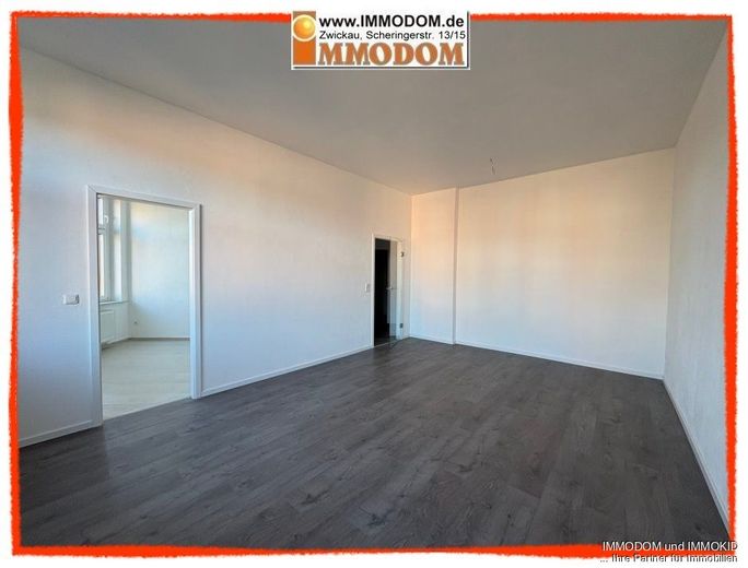 2-Zimmer-Wohnung, neu und hochwertig renoviert, in Zwickau-Pölbitz zu vermieten! – Wohnzimmer