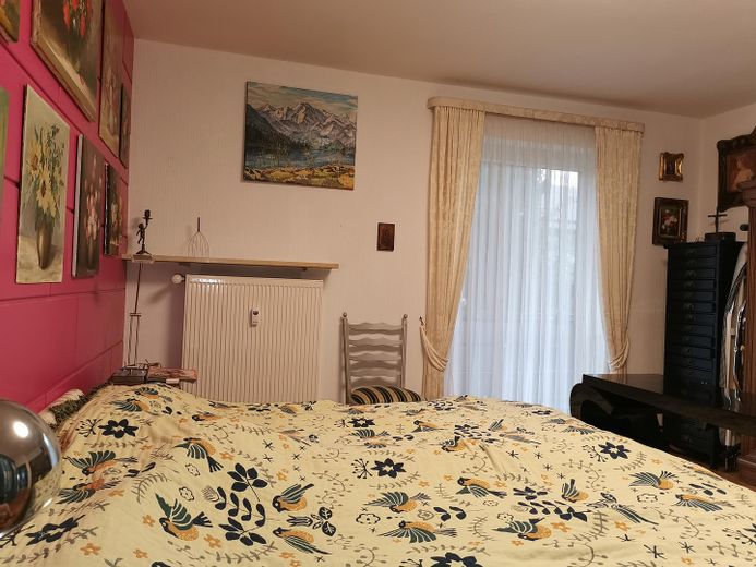 Schlafzimmer 1