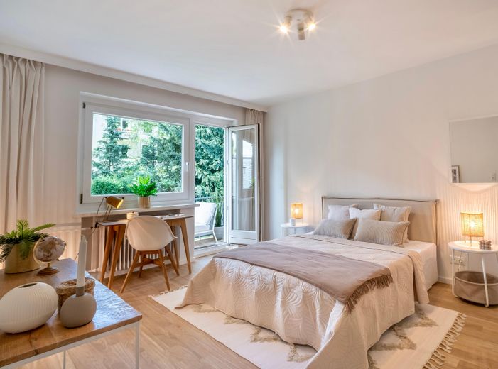 Schlafzimmer mit Gartenblick