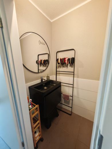 Gäste-WC (2)