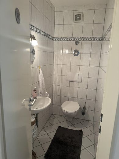 Appartamento adatto alle famiglie con tre locali – Gäste WC