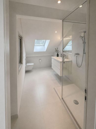 العمل والسكن في شقة تصميمية علوية تحت سقف واحد – Möglicher Umbau 3.OG Wohnung