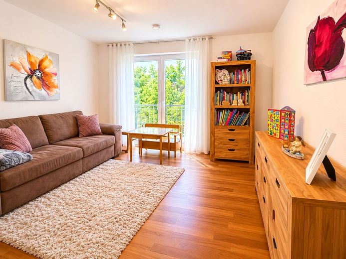 Wohntraum in Wuppertal-Katernberg - Moderne 4-Zimmer-Wohnung mit Aufzug – Kind