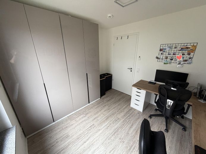 Appartement lumineux de 3 pièces avec balcon dans le quartier Steingau – Kirchheim unter Teck – Arbeitszimmer 2
