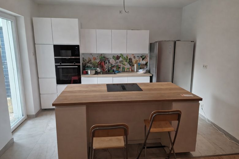 Przestronny dom z 6 pokojami o powierzchni 190 m² | Rodzina, wspólne mieszkanie kilku pokoleń i praca zdalna – Küche inkl. Markengeräte