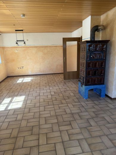 Spaziosa casa unifamiliare con appartamento indipendente e vista panoramica da sogno – Foto 15