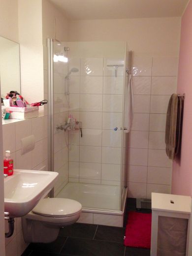 Moderne 2 Zimmer Eigentumswohnung in Marburg mit Terrasse und Parkhausplatz – Foto 6