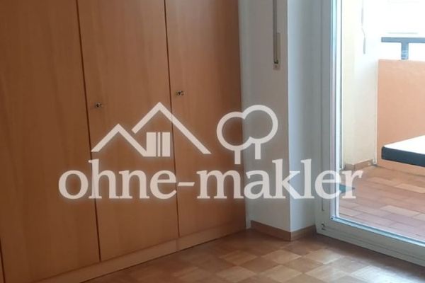 3 Zi-Wohnung: Kurze Wege zu U-Bahn, Einkaufen, Grundschule; 80 qm, schön, ruhig, hell, 2 Balkone