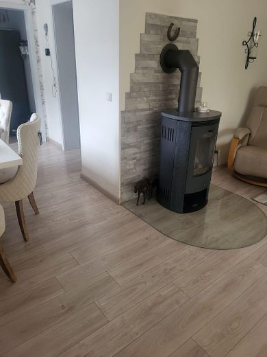 Haus in Hemmoor – Wohnzimmer mit Kamin EG