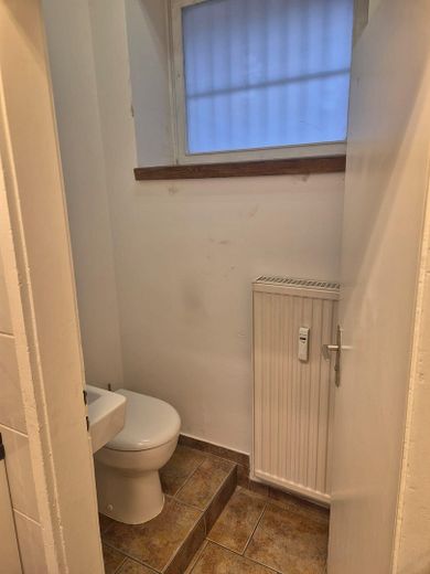 Neuhausen’da, Erzgießereistraße’de ofis/muayenehane veya stüdyo! Yeme-içme işletmesi mümkün değildir! – Fotoğraf 8
