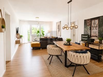ZUHAUSE MIT WOHLFÜHLCHARAKTER – 1779027607_e17ee59.jpg