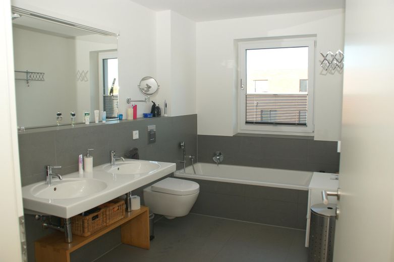 Zauberhafte 4-Zimmer-Whg. mit Süd-Loggia, ruhig und zentral – Foto 8