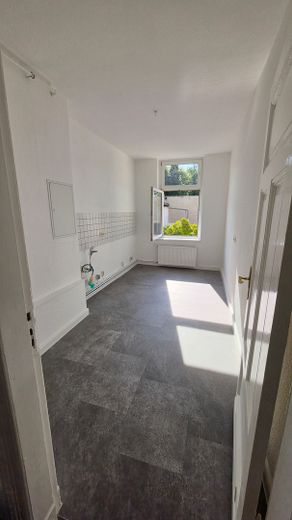 Modern Period Property on Lake Flakensee – 3 Rooms with Communal Garden – Küche
