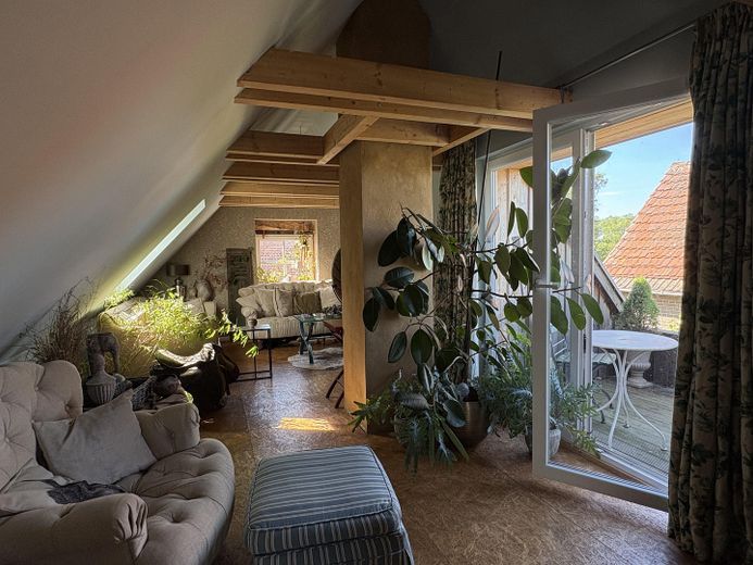 Ein Stück vom Paradies in Elb-Nähe - saniertes Bauernhaus mit Vintage-Charme – Dachgeschoss m. Loggia