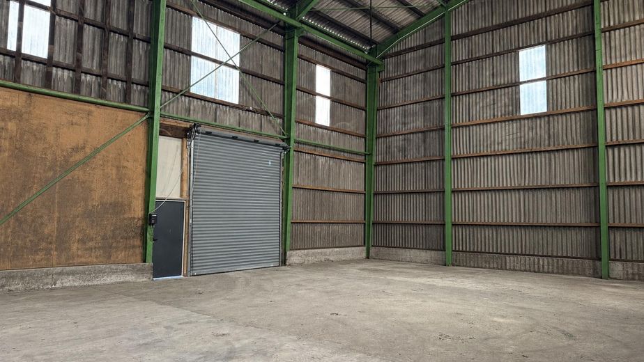 Ca. 683 m² Lagerhallen mit ca. 1700 m² Freifläche – teilbar – von privat – Photo 7