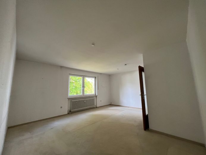 Geothermie - Pullach - helle, große Wohnung auf parkähnlichem Grundstück – Schlafzimmer II