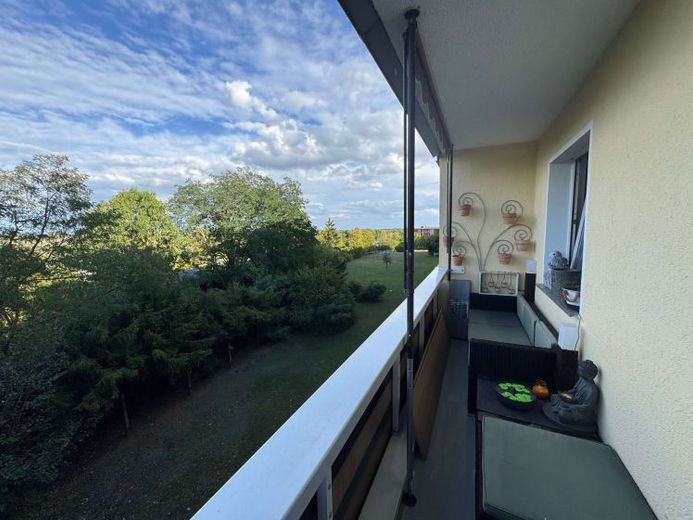 Apartamento de tres habitaciones con amplio balcón y vistas al lago Salbker See – Foto 1