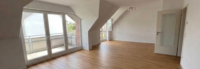 Penthouse-Maisonette der Extraklasse: Wohnen über zwei Ebenen mit 2 Balkonen und Aufzug