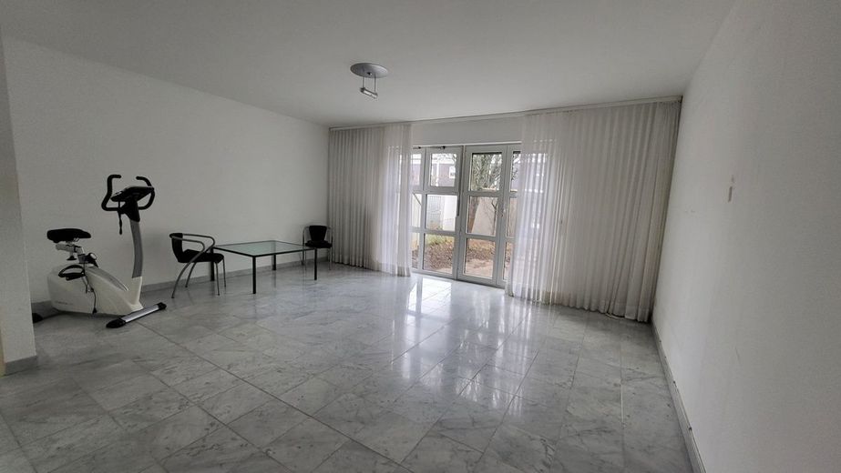 Neuer Preis ! RMH mit Garage, 2 Balkonen, Garten und Terrasse – Wohnen EG