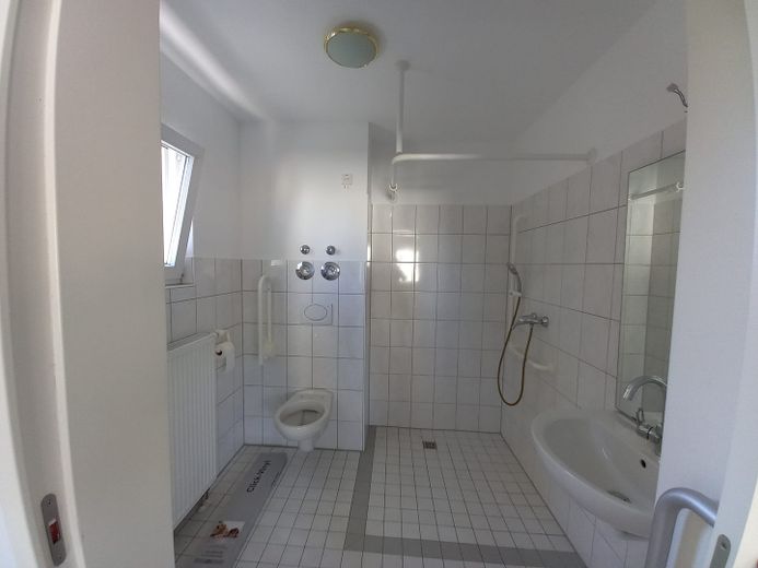 Pendlerwohnungen in der Seniorenresidenz in Wuppertal – Beispiel Badezimmer