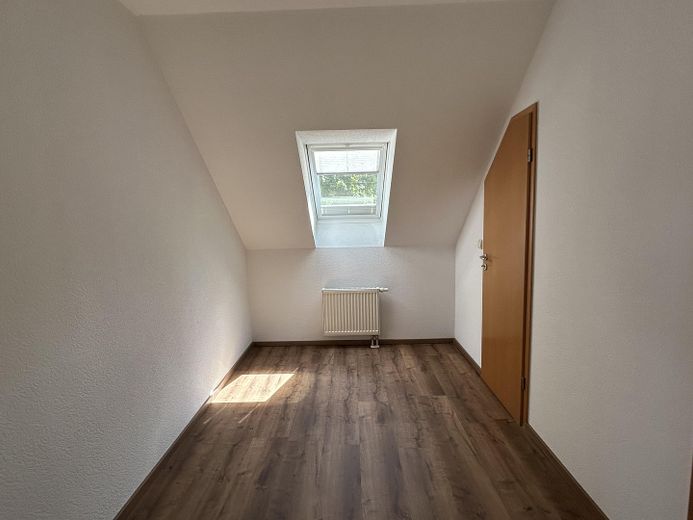 3,5Zi-Maisonette-Wohnung,2Garagen,Balkon,Küche,Kamin,GästeWC,Niedernhausen,Schäfersberg. – OG Ankleidezimmer/BüroNr.3