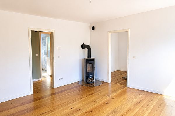 Encantador piso antiguo con chimenea, balcón y jardín comunitario en Berlín Neu-Westend