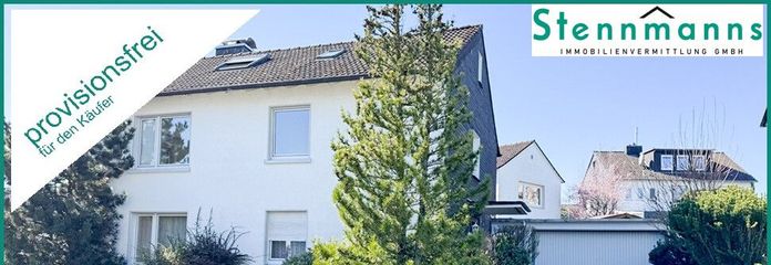 Großes Einfamilienhaus mit Einliegerwohnung und ausgebautem Dachgeschoss mit Banner