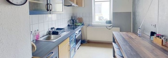 Helle, großzügige Erdgeschosswohnung in ruhiger Lage