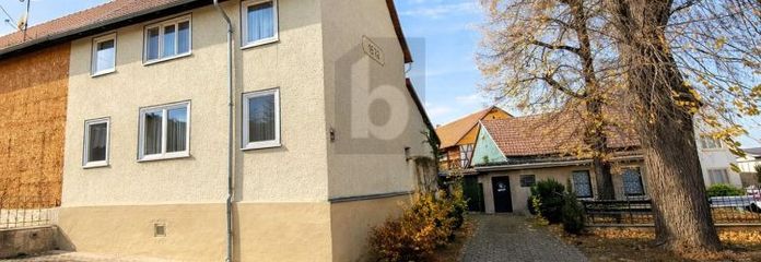 HISTORISCH VIEL PLATZ MIT GARTEN UND GARAGE