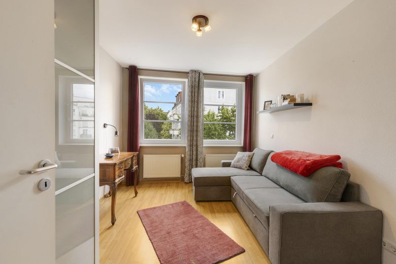 Angenehme 3Zi Wohnung – Schlaftzimmer 1