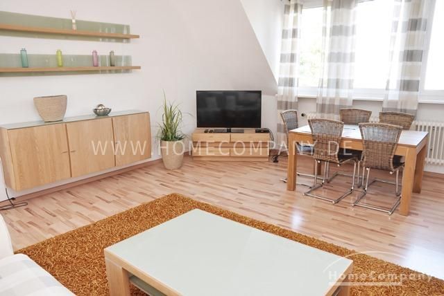 ***Zooviertel, Schöne, 2-Zi Whg im 2. OG einer Villa. – eefccb3a2b49e95d5334d05f3afc9c0a3f53273f.jpg