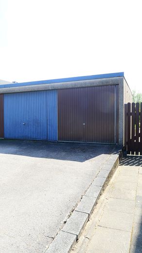 Platz für neue Geschichten - Charmantes Reiheneckhaus mit sonnigem Garten – Garage mit Stellplatz