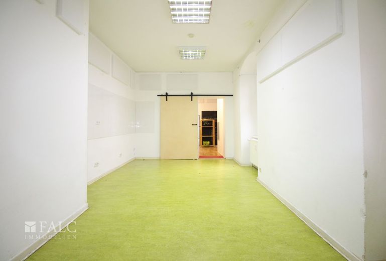 Gewerbefläche / Ladenfläche / Büro / Praxis / Kanzlei - Hier ist alles realisierbar! – Wohnzimmer