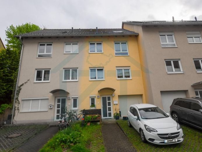 Großzügiges Reihenmittelhaus mit Tiefgarage im Westviertel von Jena – Foto 1