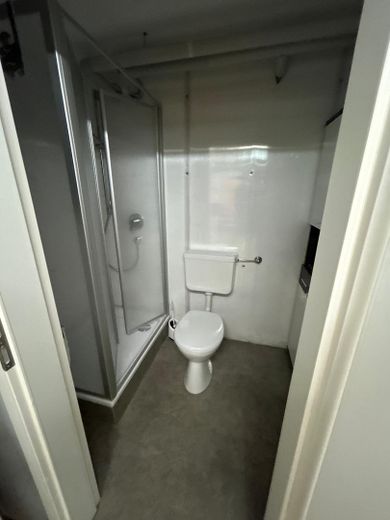 UG Dusche und WC