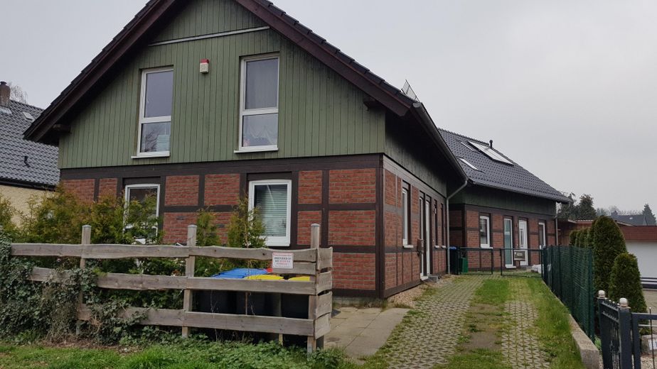 Straßenansicht Doppelhaus