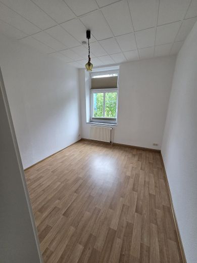 3,5 Raumwohnung 112 qm, saniert mit Gartennutzung im Erdgeschoss – Kinderzimmer
