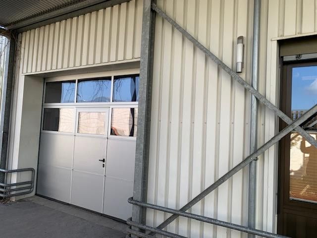 Gewerbefläche (Produktion; Büro; Lager) ab 190 qm- 1007 qm – Rolltor als Zugang zur Halle