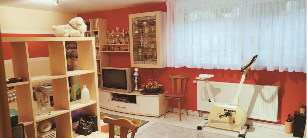Casa a schiera di testa ben tenuta in posizione ambita a HN-Sontheim – Foto 13