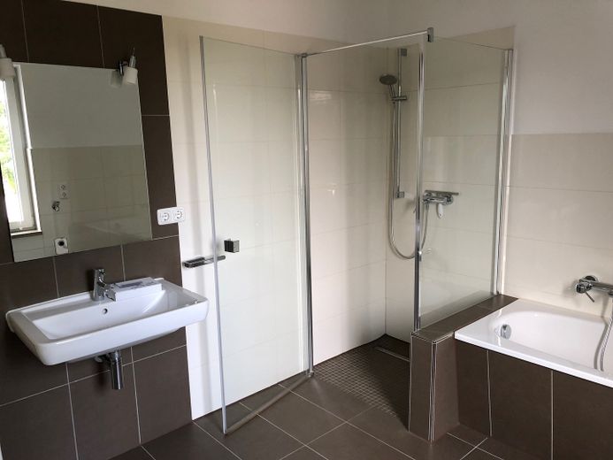 2 Zimmer Wohnung in Ehestorf – Bad 