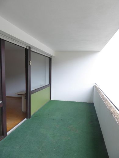 In vendita da privato, in una tranquilla posizione panoramica di Höfen – Foto 10