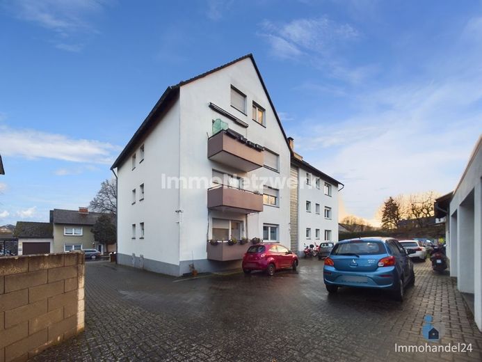 NEU***Zwei Zimmer ETW mit Balkon in direkter Stadtlage von Kommern***NEU – Rückfront