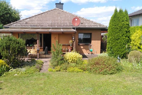 Charming detached house with a large garden in a quiet location on the edge of the forest (Wieterwald)