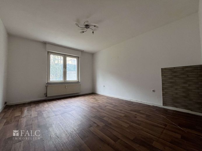 Attraktive 3-Zimmer-Wohnung mit idealer Größe für Paare oder kleine Familien – Schlafzimmer