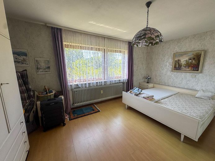Rüya gibi manzarayla yaşam – Heiligkreuzsteinach'ta üç bağımsız birimli çok yönlü çok daireli ev – EG - Schlafzimmer