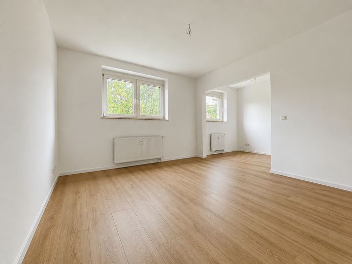 Zimmer 1 -Blick zum Fenster