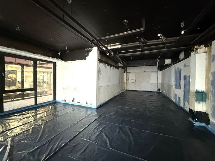Neuwertige Ladenfläche in ansprechender Lage in Brühl – Laden1